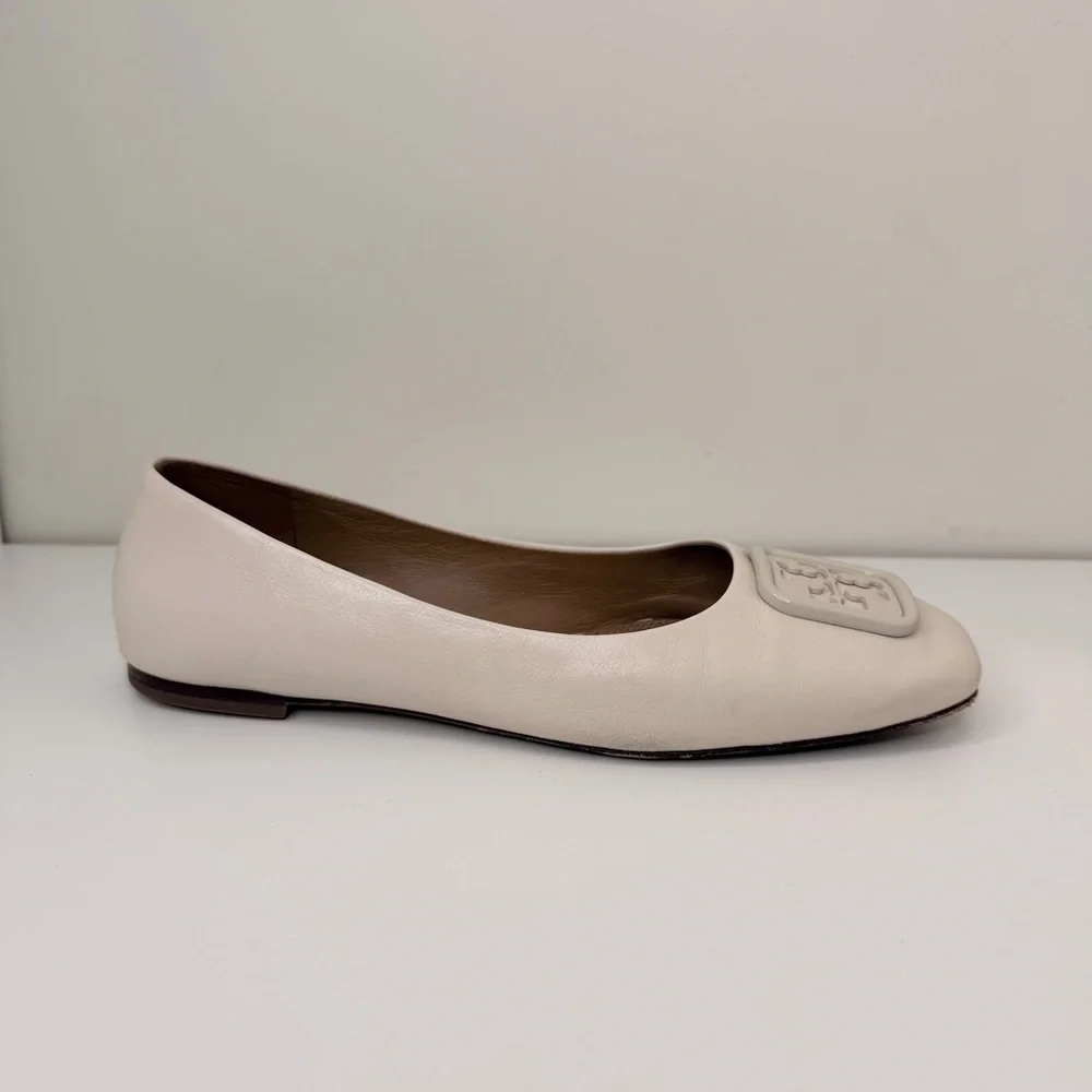 Tory BurchGeorgia Square Toe Ballet Flat in Cream Size 9C preppy logo new money